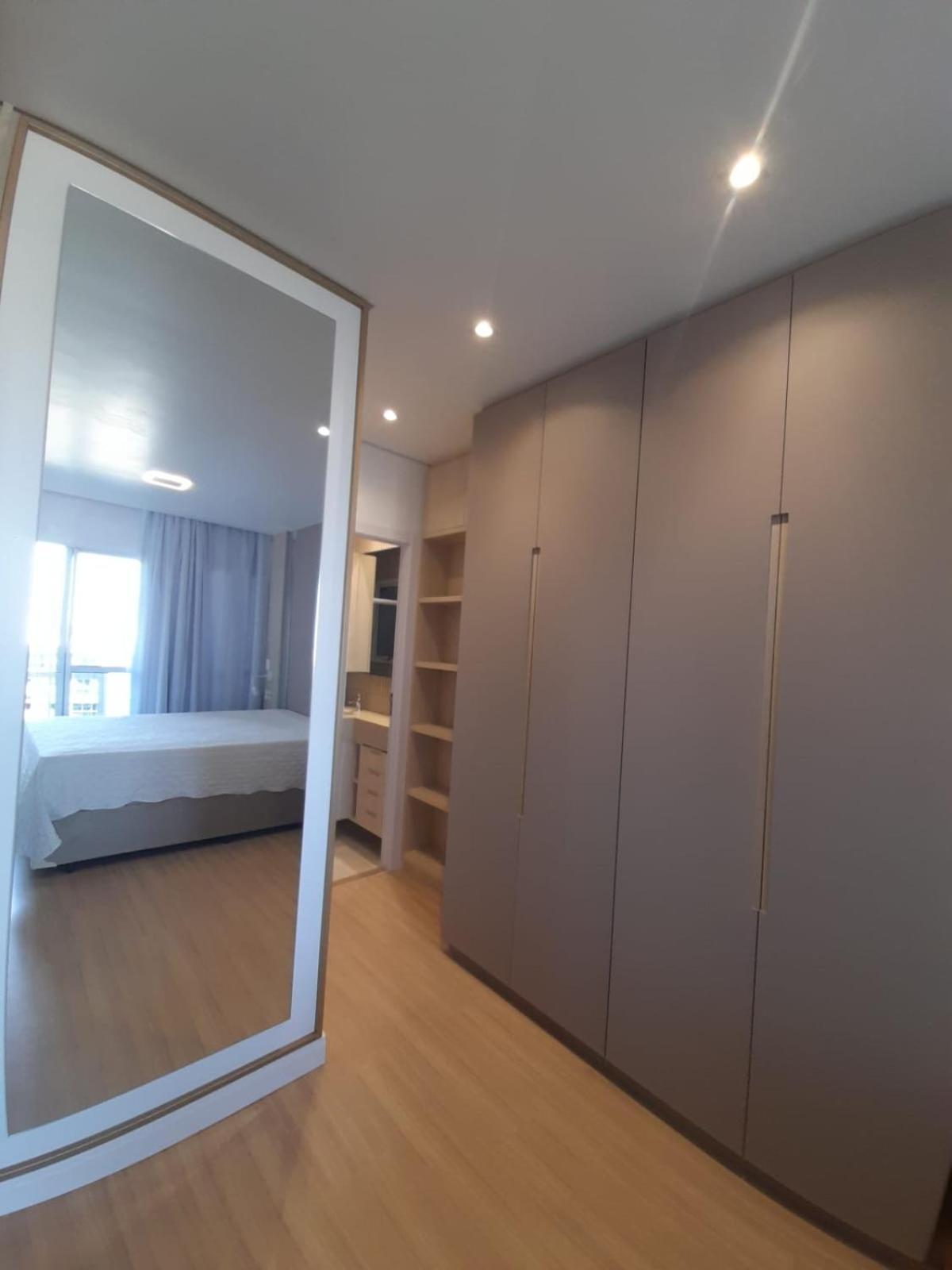 Hospeda Mariscal Flat Bombinhas